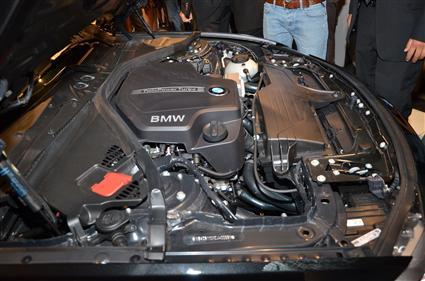 BMW تطلق الفئة السادسة والجيل السادس من الفئة الثالثة في بيروت